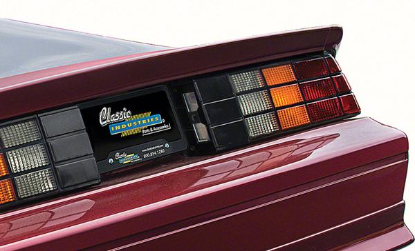 1982-90 Chevrolet Camaro; Rear License Lamp Lens And Housing Assembly; RH Passenger Side